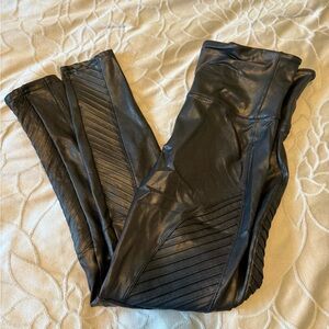 SPANX Black faux leather Shiny Leggings